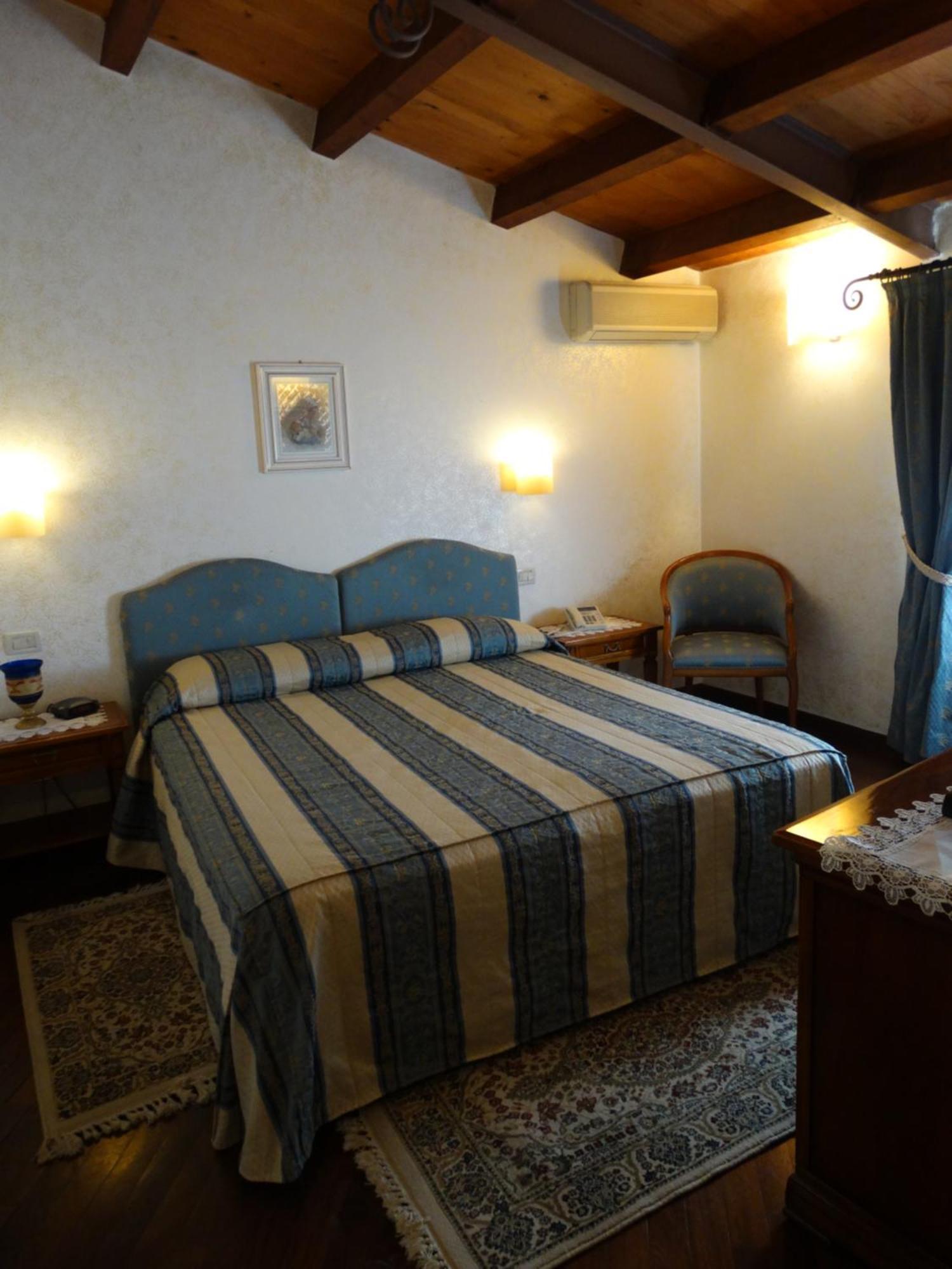 Hotel San Giuseppe Gerace Exterior foto