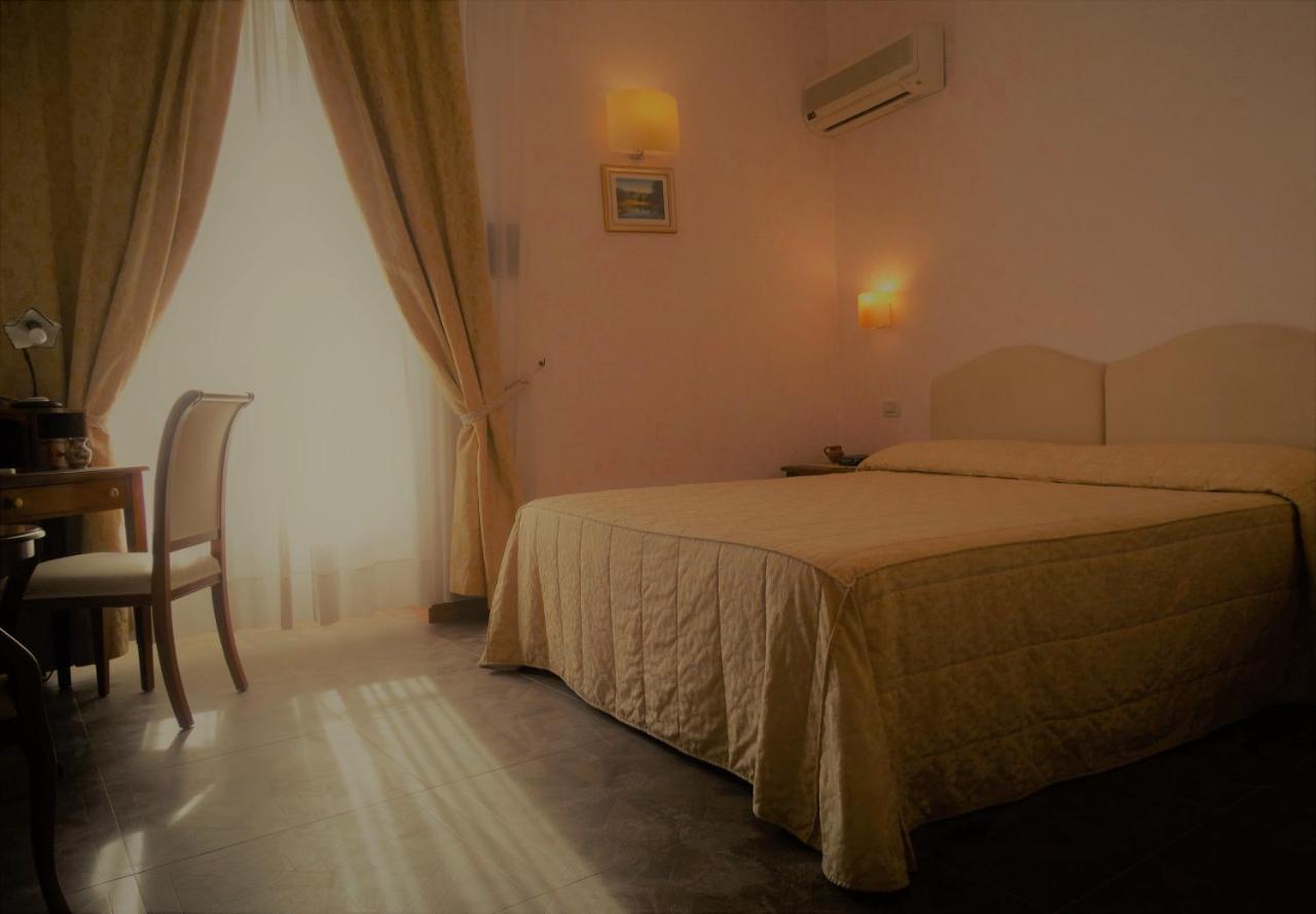 Hotel San Giuseppe Gerace Quarto foto